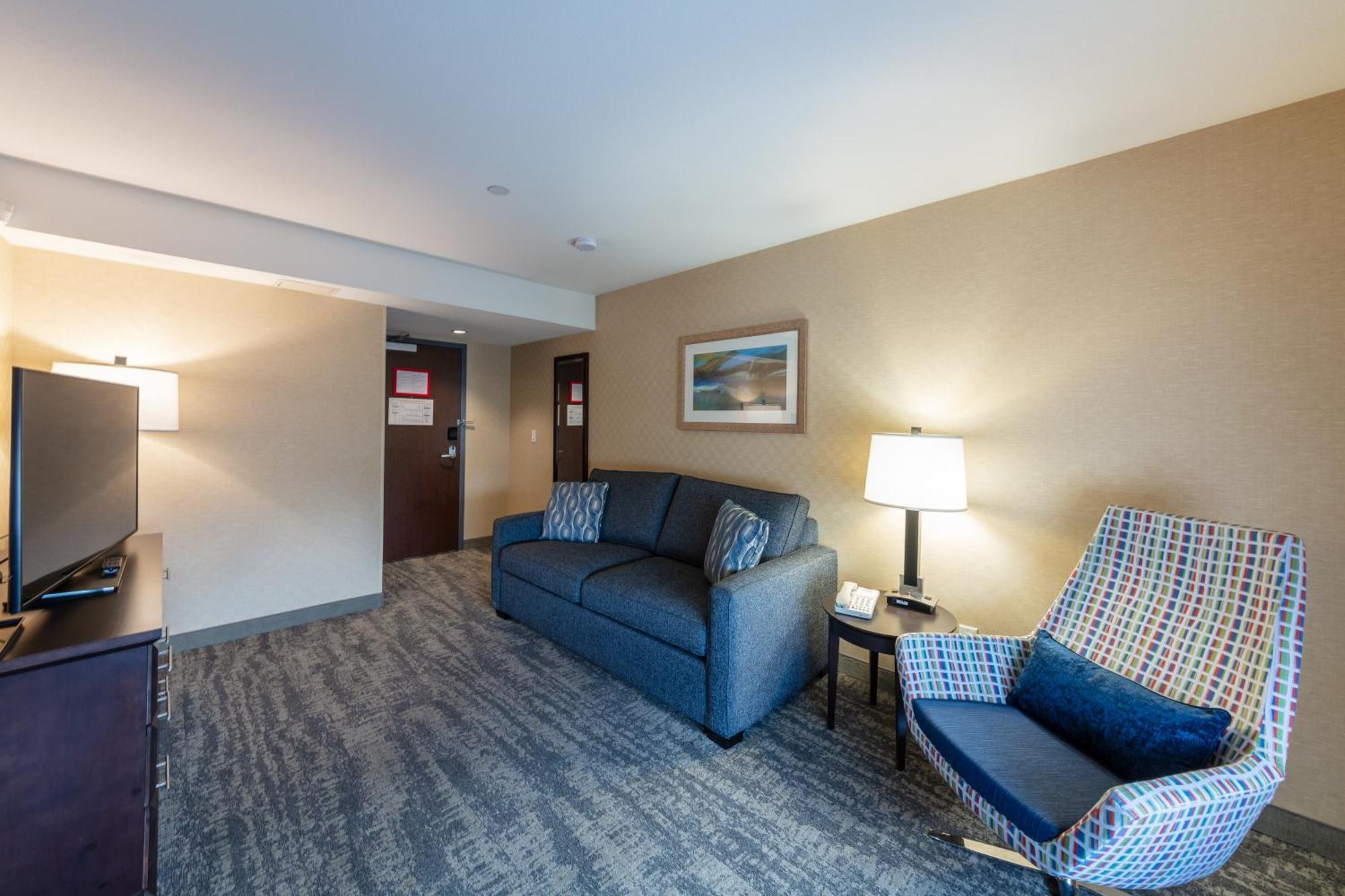 Holiday Inn Express & Suites Riverport Richmond By Ihg Habitación foto